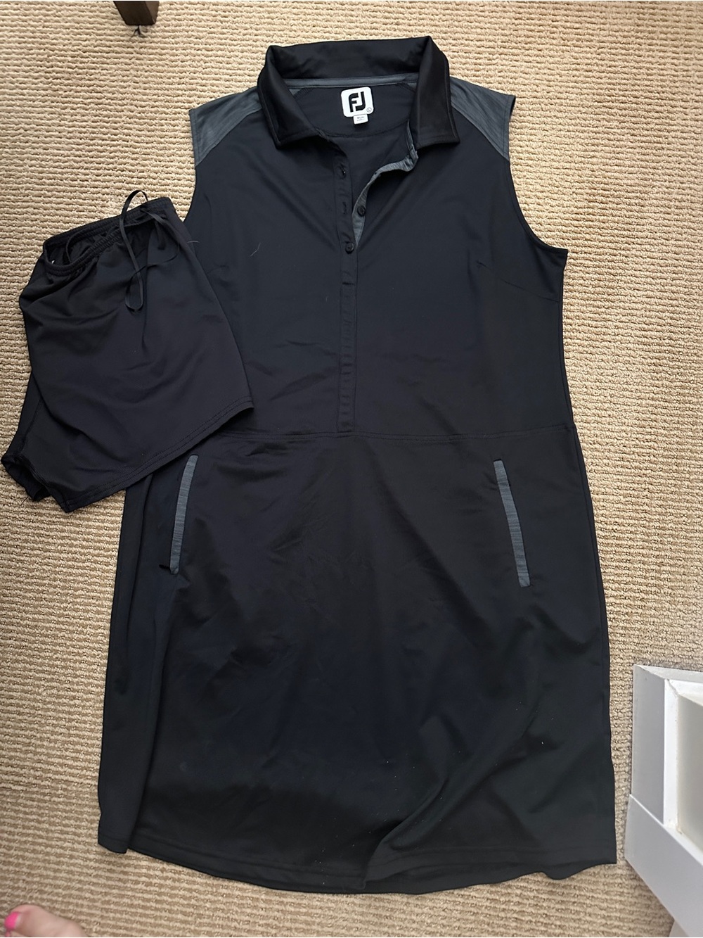 FootJoy Black Sleeveless Golf Dress with Gray Trim and Built-In Shorts size L